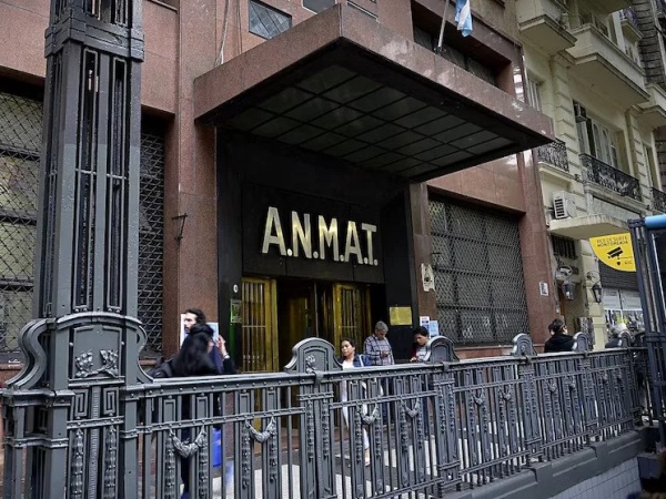Tras el escándalo del fentanilo, la ANMAT clausuró otro laboratorio por "presunta contaminación”
