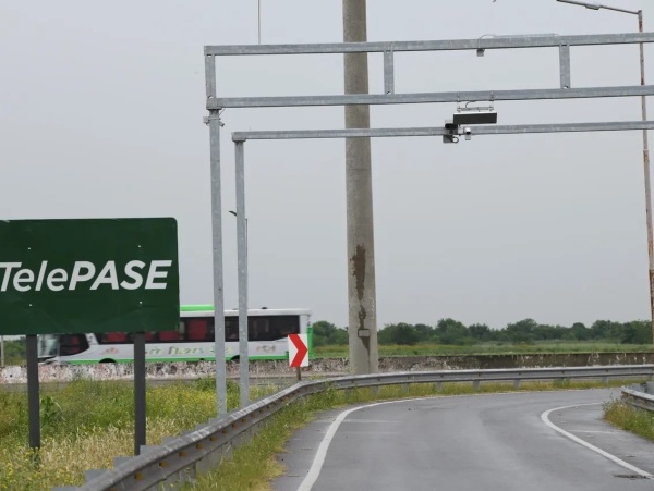 Entró en vigencia el cobro de peaje en la Autopista entre Villa Elisa y La Plata: pagarán solo los que tienen telepase