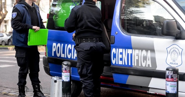 Hallaron sin vida a un hombre en la vera de la ruta 11 en Berisso: Investigan un presunto suicidio