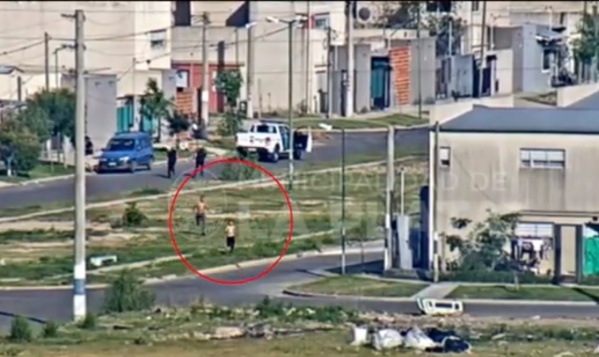 Robo, fuga y persecución en El Mercadito terminó con dos detenidos