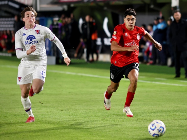 Estudiantes no pudo ante Tigre y deberá pelear la clasificación en la última fecha