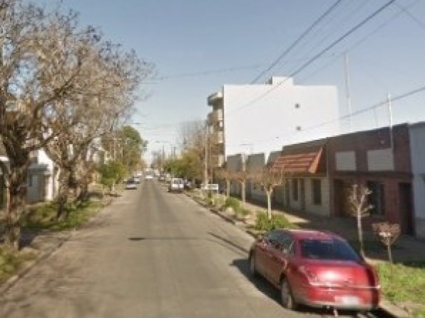 Su hijo dejó equivocadamente una caja afuera de su casa en La Plata y busca a quién se la llevó: "Estoy re mal"