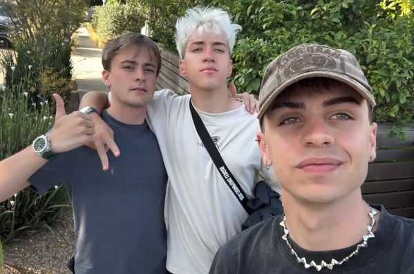 Tras su polémica vuelta a las redes, Moski rompió el silencio: “Yo no me cague en ellos, sino que fue bastante al revés”