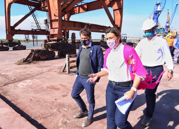 Kicillof en San Nicolás: “Nuestra propuesta para la salida de la pandemia es con más producción y más trabajo”