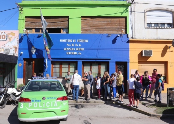 Violencia en la vía pública: detienen a un hombre tras atacar a su pareja