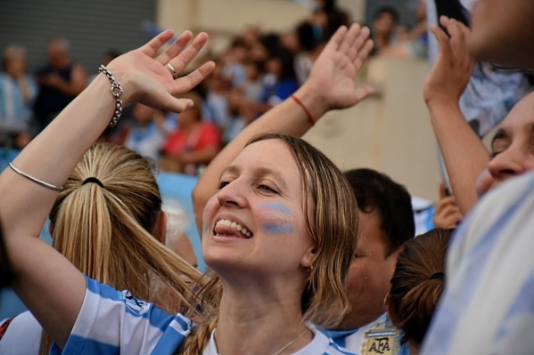 Locura de los platenses por la victoria de la Scaloneta en 7 y 50: disfruta de las mejores fotos