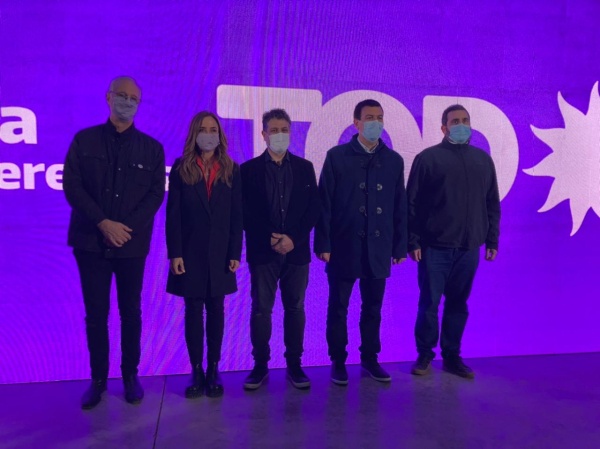 Victoria Tolosa Paz present&oacute; en La Plata a sus precandidatos a diputados y concejales: "Vamos por la recuperaci&oacute;n econ&oacute;mica"