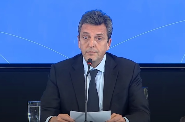 Massa anunció sus primeras medidas como Ministro de Economía: “La riqueza la tenemos que construir entre todos”