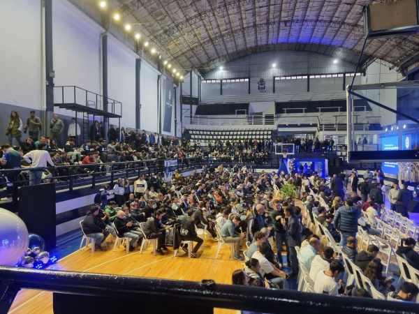 Gimnasia dio a conocer los tres proyectos ganadores para la remodelación del estadio