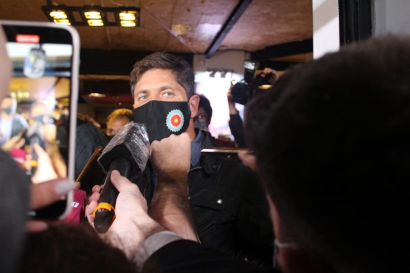 Kicillof en el Centro Cultural La Casa de Axel: "Estamos muy conformes y somos siempre optimistas con los resultados"