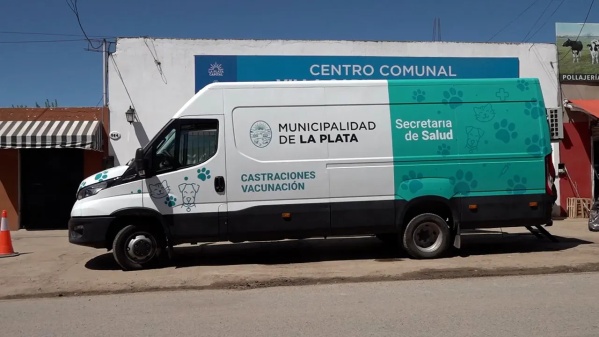 Malestar entre los vecinos de Sicardi por la falta de dosis para poder vacunar a sus mascotas en el operativo de Zoonosis