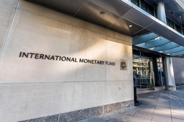 FMI: &quot;Argentina atraviesa dificultades macroeconómicas muy graves&quot;