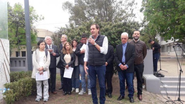 Garro en Plaza Olazábal: Descubrió una imagen de la Virgen de Fátima y se aferró a la fe para poder seguir gobernando