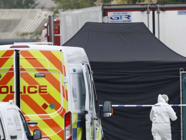Hallaron 39 cadáveres a bordo de un camión en el Reino Unido