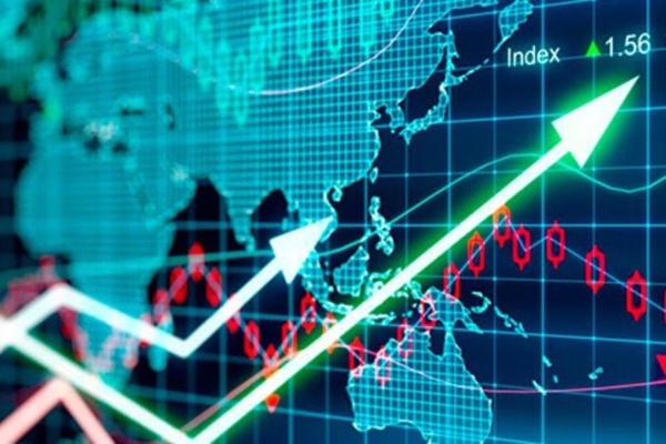 En otra jornada de dólar en calma, el riesgo país se mueve y superó los 2400 puntos