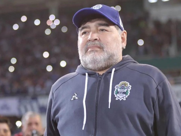 Se filtraron las fotos del cumplea&ntilde;os de Maradona