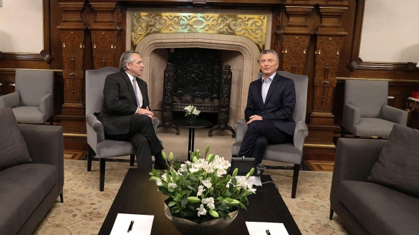 Macri y Alberto Fernández hablaron por teléfono sobre la situación de Bolivia
