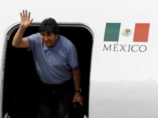 Evo Morales, en México: &apos;Mientras tenga la vida seguiré en política, seguiré en la lucha&apos;