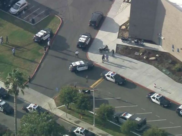 Tiroteo en California: dos jóvenes murieron por el ataque en una escuela de Santa Clarita
