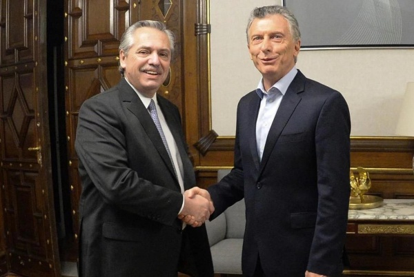 Alberto Fernández y Macri estarán en la ceremonia de la UIA, pero no se cruzarán