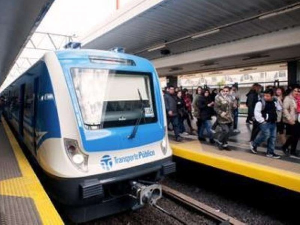 Anunciaron un paro de 24 horas en el tren Sarmiento desde la medianoche