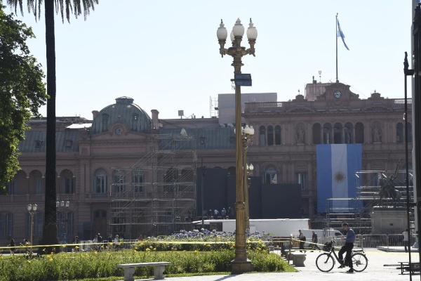 Pantallas gigantes transmitir&aacute;n la transici&oacute;n presidencial durante toda la jornada 