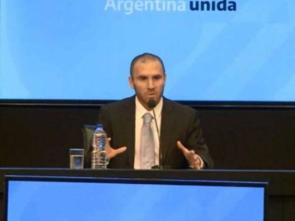 El ministro Guzmán envía la Ley de Solidaridad y Reactivación Productiva