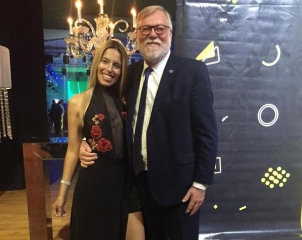 Ataron tres horas a un embajador de la ONU en La Plata y le mataron a tres perros