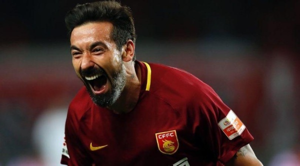 Ezequiel Lavezzi anunci&oacute; su retiro del f&uacute;tbol