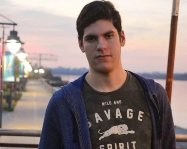  El padre del detenido &quot;11&quot; dijo que su hijo no estaba en Villa Gesell ni era rugbier