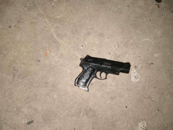 Un chico de 14 años fue sorprendido cuando robaba en un club de Berisso