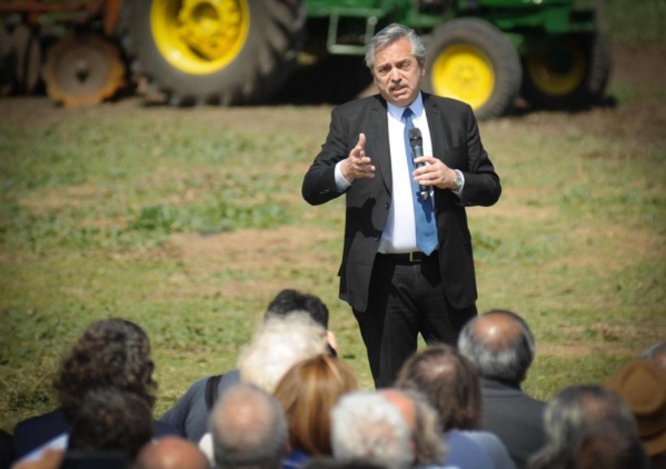 Alberto Fernández: &quot;Hay irresponsabilidad de los empresarios que aumentan los precios de las segundas marcas&quot;