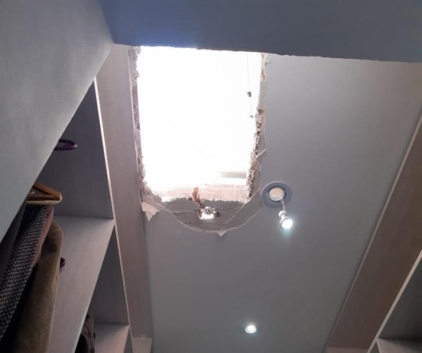 Ladrones profesionales entraron por el techo de una casa de La Plata y eludieron las cámaras de seguridad
