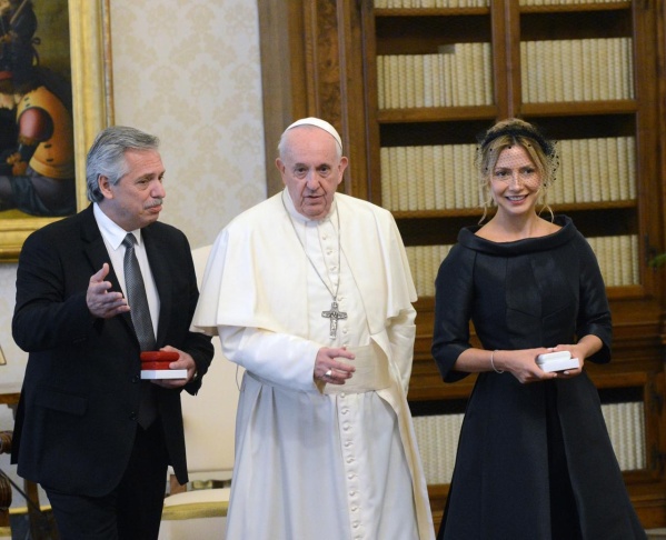 El Papa Francisco se reunió 44 minutos con Alberto Fernández, el doble que con Macri en el 2016