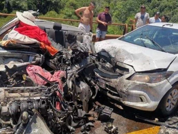 Triple choque en la Ruta 12: al menos tres muertos y siete heridos