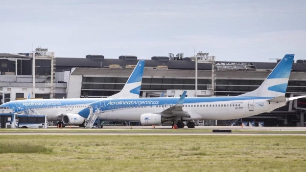 Aerolineas Argentinas canceló sus vuelos a Roma y reduce sus servicios por el coronavirus