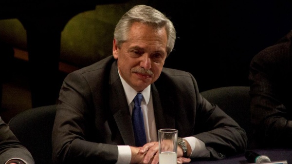 Alberto Fernández anunció que será un delito no cumplir la cuarentena estipulada