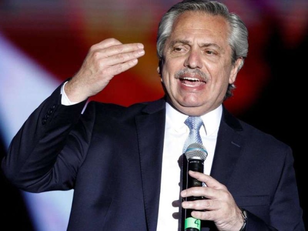 Alberto Fen&aacute;ndez anunci&oacute; que facilitaran el regreso de los argentinos que vivan en el exterior y necesiten volver
