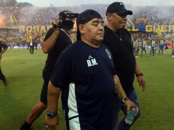 Diego Maradona se encuentra aislado preventivamente por coronavirus