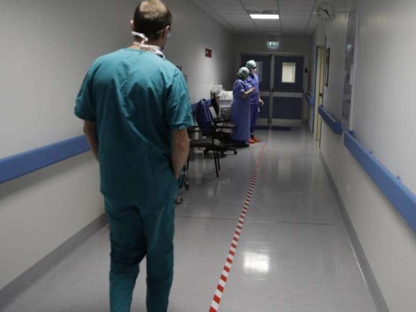 Italia registró 475 nuevos muertos por coronavirus en un día, el récord absoluto desde el inicio de la pandemia