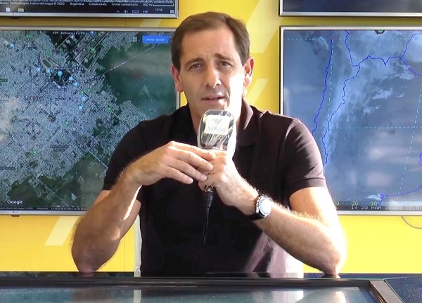 Garro: "No hay ning&uacute;n caso en La Plata, pero esto ser&aacute; largo y dif&iacute;cil"