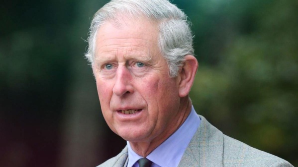El Príncipe Carlos dió positivo en el test de coronavirus