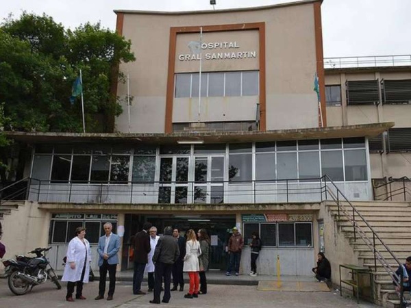 Médicos platenses están en desacuerdo con la reincorporación de los jubilados al sistema de salud