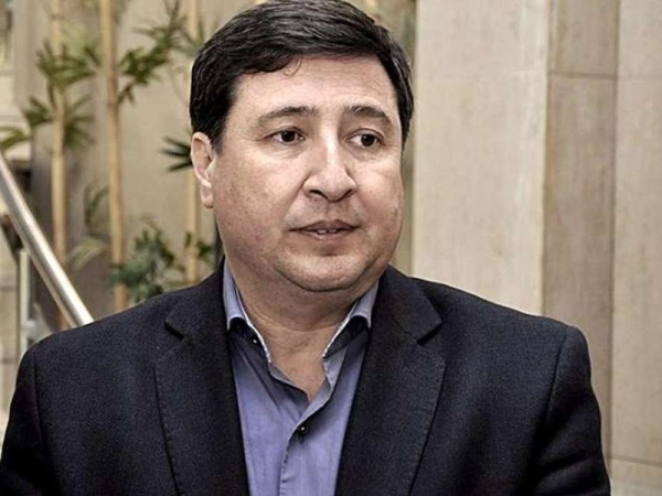 Daniel Arroyo ech&oacute; al funcionario que autoriz&oacute; la compra pol&eacute;mica