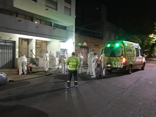 La Municipalidad de La Plata desinfectó el edificio donde vive la paciente 15 con Coronavirus