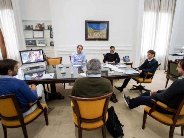 Con el foco puesto en las necesidades de cada municipio, Kicillof se reunió con intendentes de Juntos por el Cambio