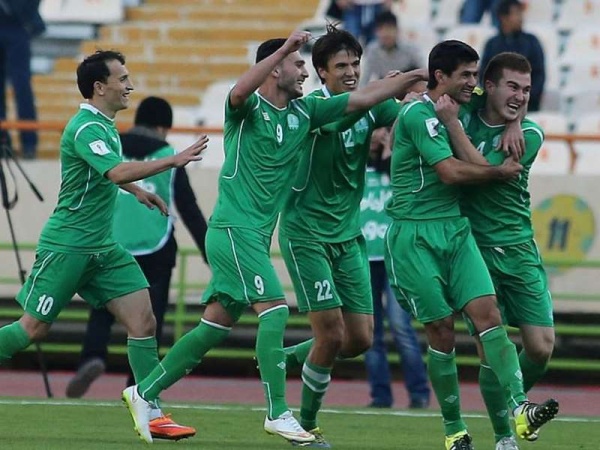 Volver&aacute; el f&uacute;tbol en Turkmenist&aacute;n, el pa&iacute;s que prohibi&oacute; la palabra 'coronavirus' y donde el que use mascarillas quedar&aacute; detenido
