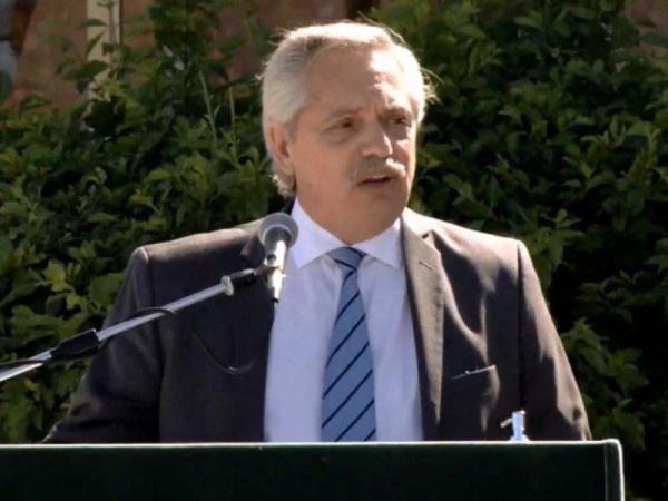 Alberto Fernández: &quot;No estamos acá para dejar caer empresas y argentinos sin trabajo&quot;