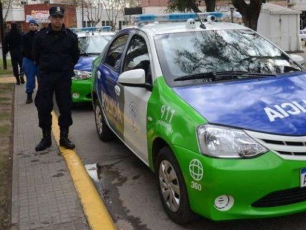 Una moto y un auto chocaron en 19 y 63