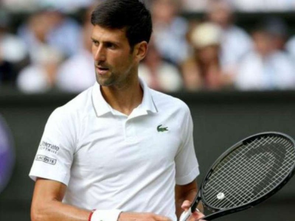 Djokovic, en contra de una vacunaci&oacute;n obligatoria para el reinicio de los torneos